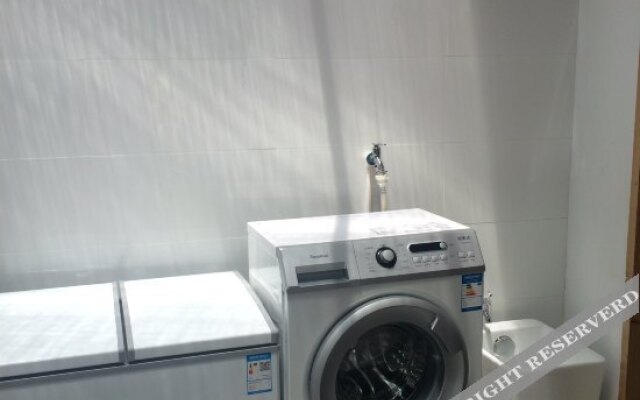 Qushe Light Luxury Hotel