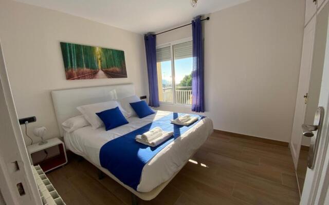 Sea And Pool Apartment 2