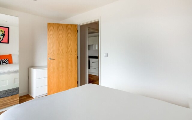 Chic Apartment in Manchester Near Old Trafford