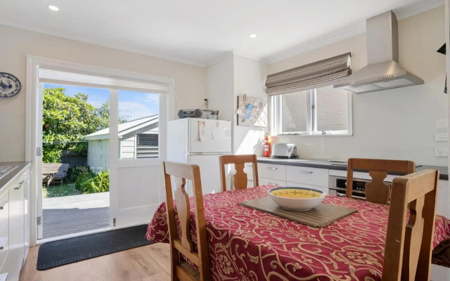 Le Solterre - Akaroa Holiday Home