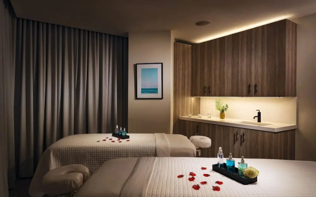 Wave Resort