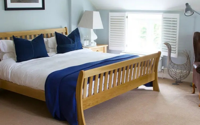 The Bell at Hampton Poyle