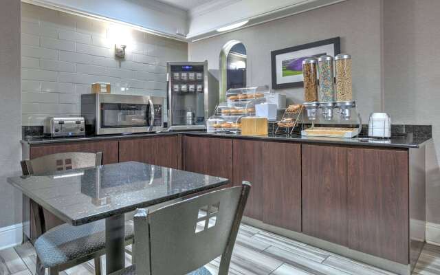 La Quinta Inn by Wyndham Dallas Uptown