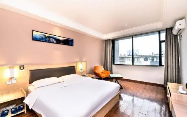 Shunjing Hotel