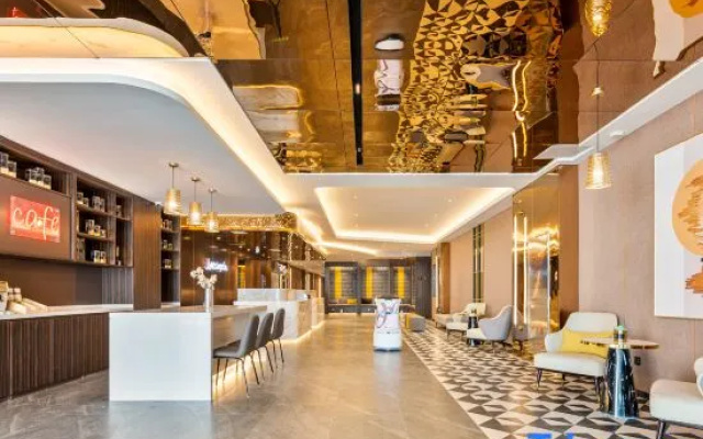 Homeinn Plus（Harbin Central Street Sophia Cathedral）