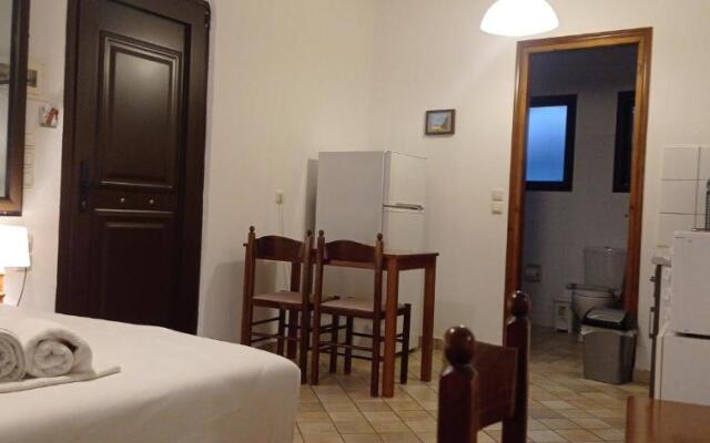 Hotel Raptis Residence