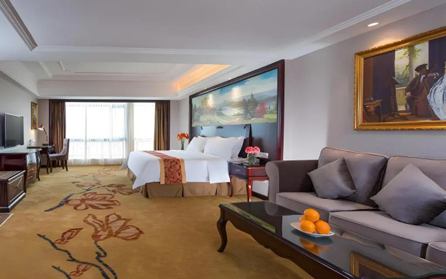 Vienna International Hotel (Huidong Honghai Bay)