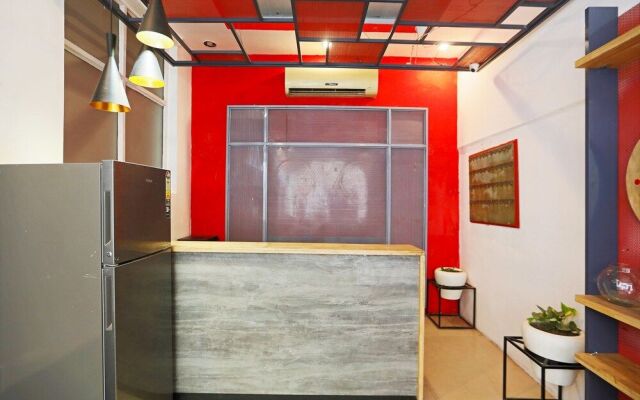 OYO 62899 Avni Residency