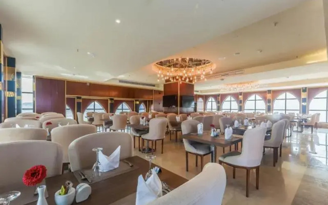 Capital O 296 Jeddah Oasis Hotel