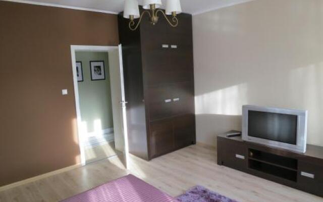 Apartament PolnaHouse