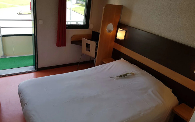 Première Classe Amiens Est - Glisy