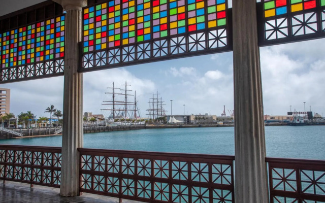 Catalina Downtown By CanariasGetaway