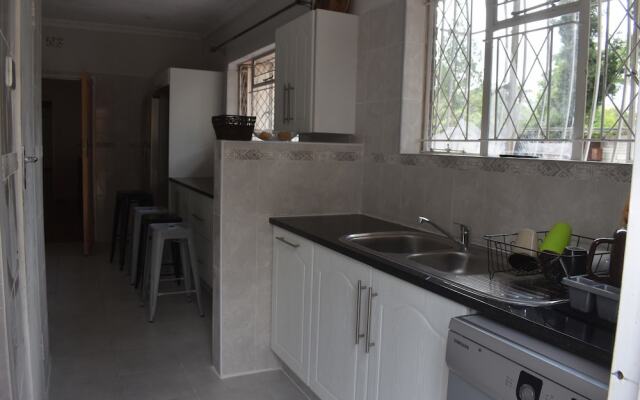 Monavale Hills Getaway