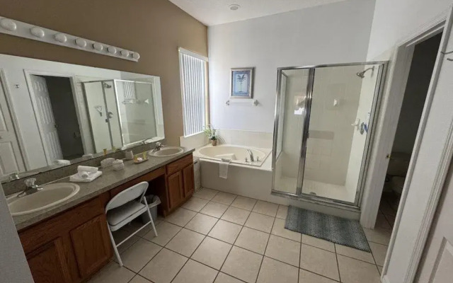 Cullen Villa 4 Bedroom Home