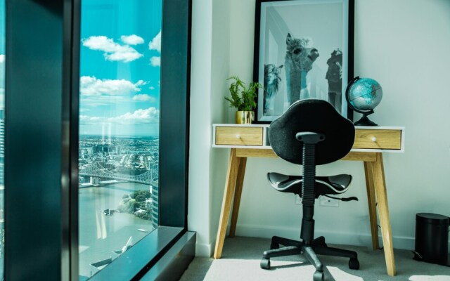 Fabulous Apartment In Heart of Brisbane