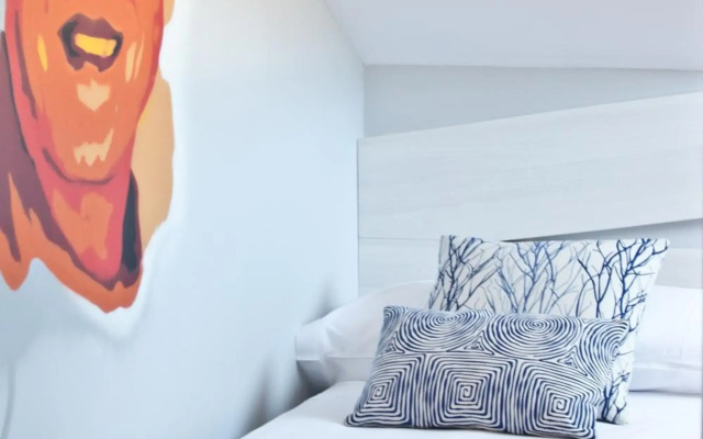 Ten Hostel