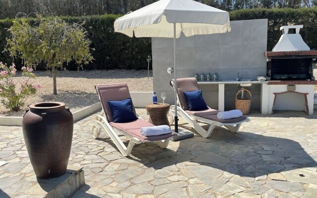 Spacious Luxury Private Sea View Villa