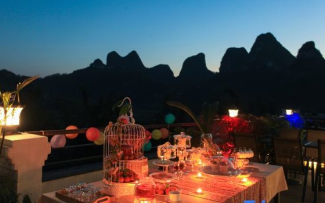 Xianyunju Resort Hotel (Yangshuo 20 yuan Scenic Area Branch)