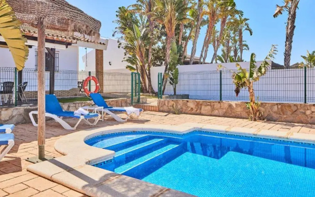 Chalet El Cancelín Conil de la Frontera by Ruralidays