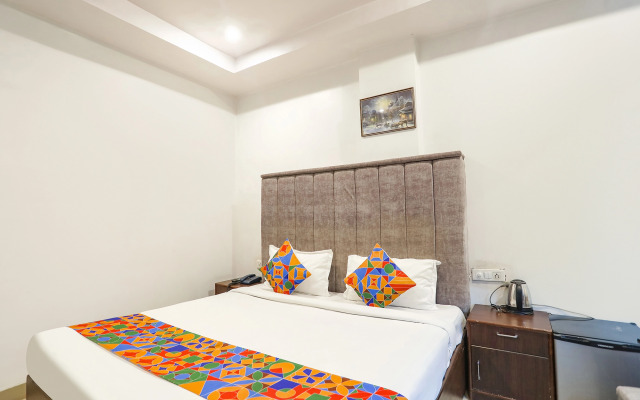 Fabhotel Dps International