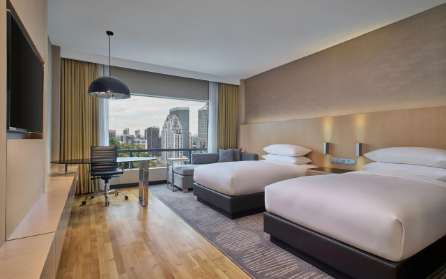 Renaissance Kuala Lumpur Hotel & Convention Centre