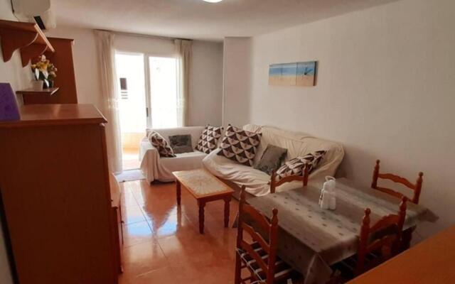 Cozy Holiday @ 3BR Apt Near Beach Promenade!