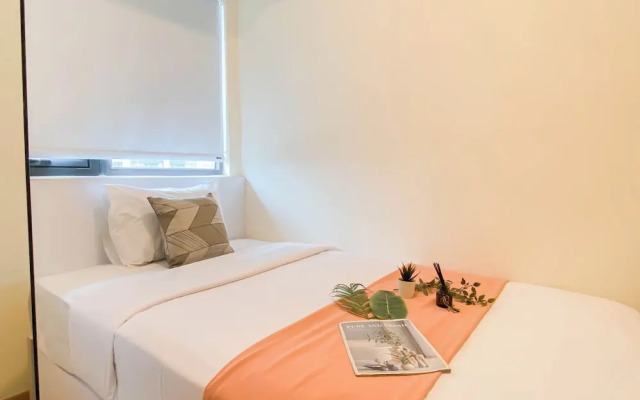 Minimalist Tidy 2Br At Meikarta Apartment