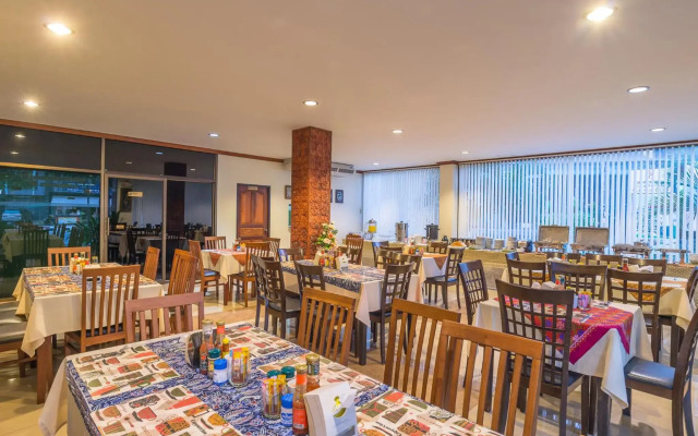 Sripet Hotel