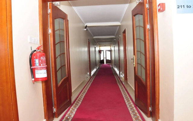 Five to Five Hotel