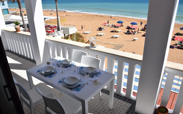 Casa Pé na Areia- Unique Spot- Beach front