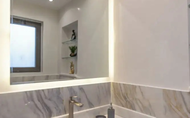 Prime Select Lake View