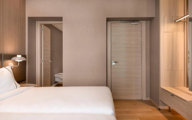The Sansa Hotel & Spa