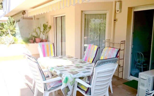 Apartment Rue Leon Gautier