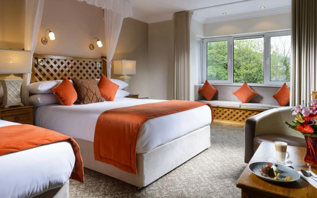 Dingle Benners Hotel