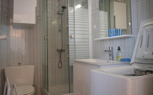 Appartement Saint-Cyprien, 2 pièces, 6 personnes - FR-1-225D-42