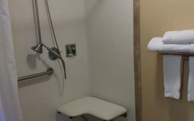 Comfort Inn & Suites-columbia Gorge West