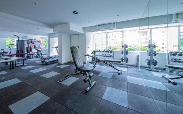 AR Suites Jewels Royale