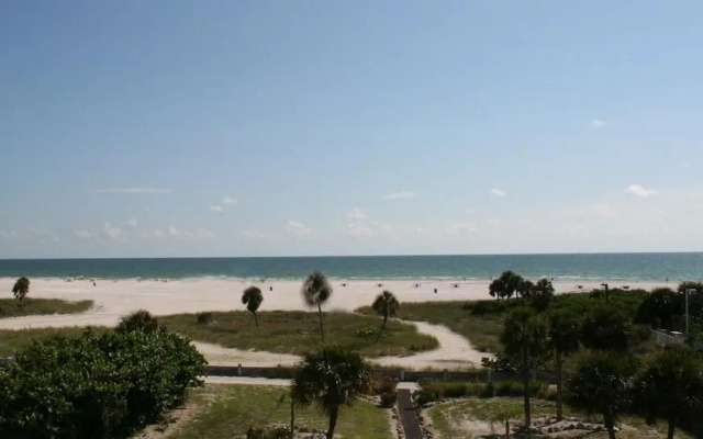 Treasure Island Beach Club