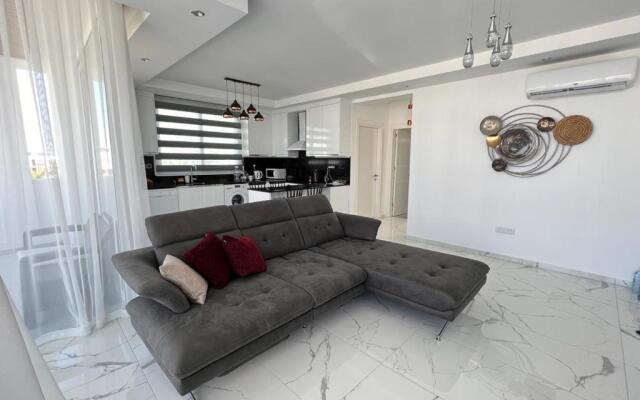 Four Seasons Life Apartments