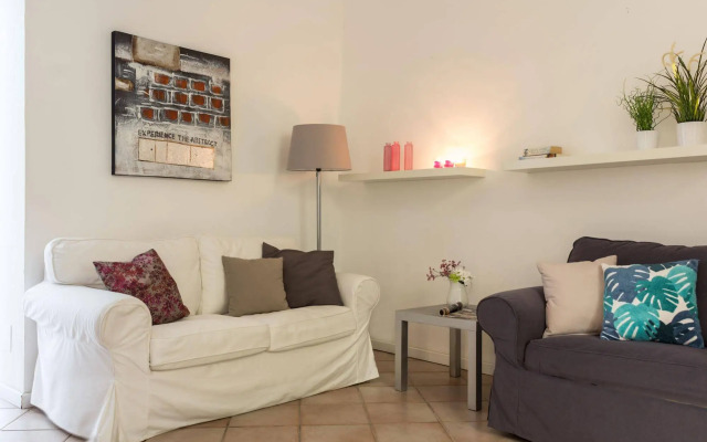 Santonofrio Apartments