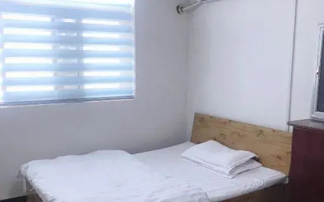 Yuxian Laijia Guest House