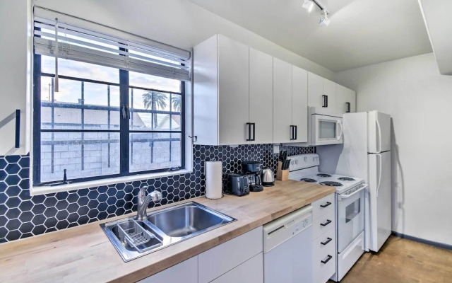 Phoenix Getaway w/ Patio, Near Roosevelt Row!