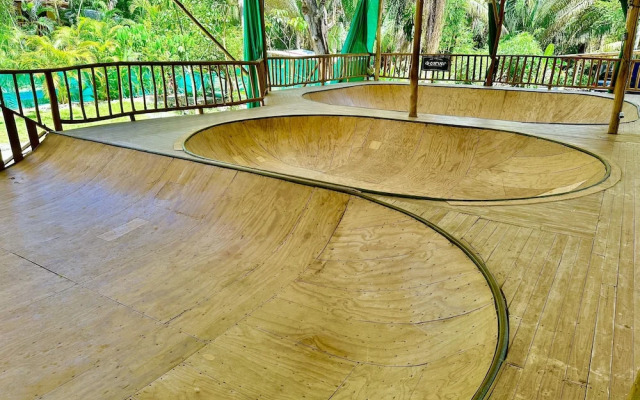 Pacífica Surf Studios