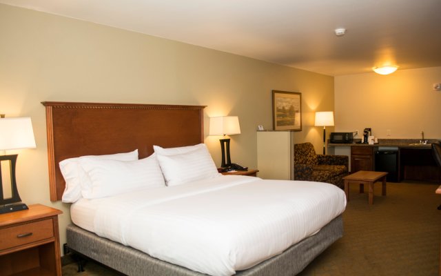 Holiday Inn Express and Suites Mason City, an IHG Hotel