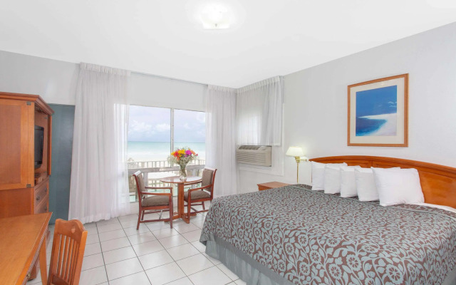 thunderbird beach hotel