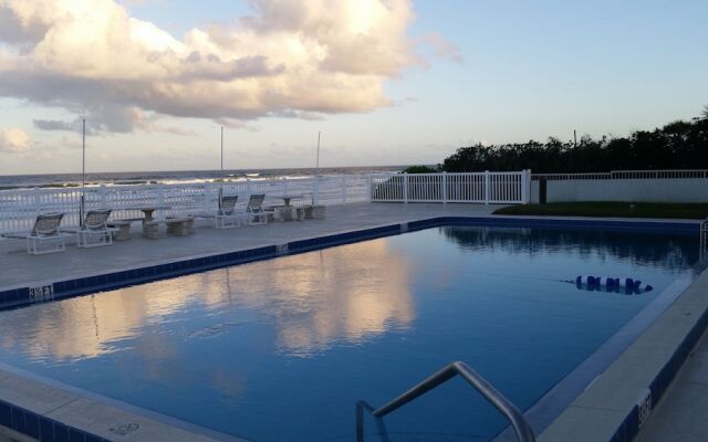 Oceanside Village 2bdrm B2