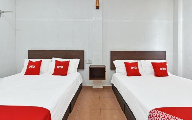 OYO 90559 Ummul Motel C Mart