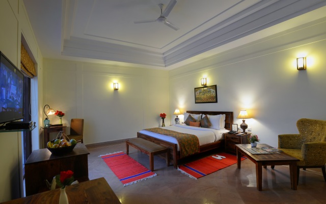 TreeHouse Achrol Niwas