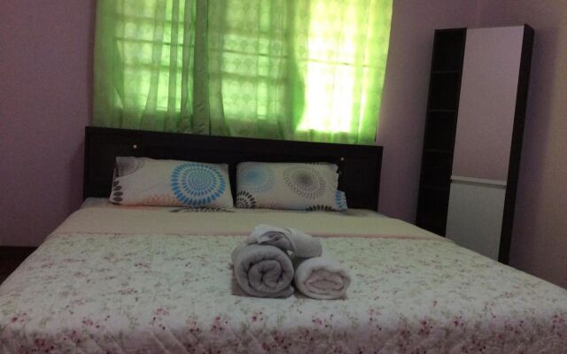 Chaleena Homestay