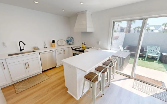 Shoreline Garden 02 2 Bedroom Townhouse